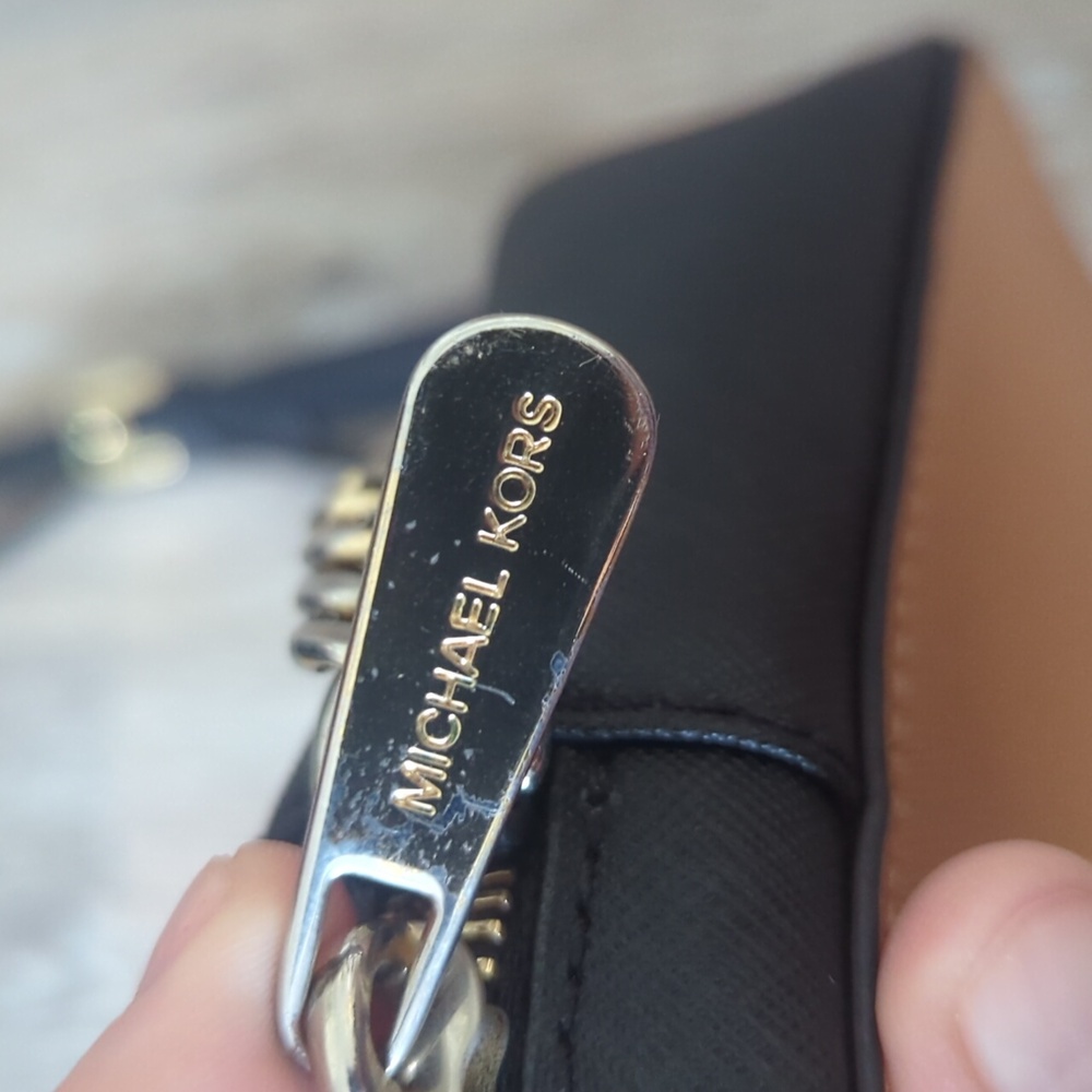 Michael kors crossbody - Picture 8 of 13